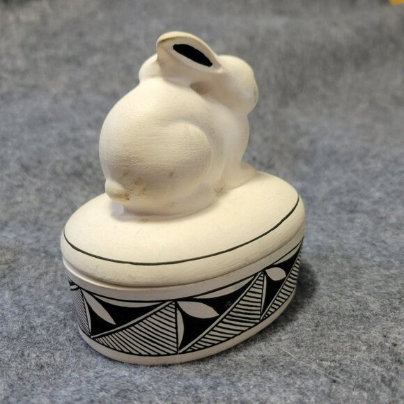 Vintage Acoma Pottery Rabbit Oval Trinket Box Black & White Geometric Design - Picture 6 of 13